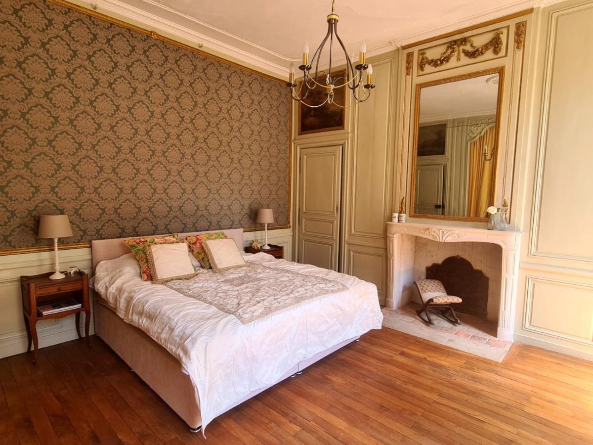 Maison Zola Bed & Breakfast Saint-Amand-Mont-Rond Bagian luar foto