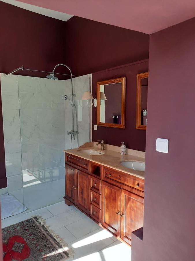 Maison Zola Bed & Breakfast Saint-Amand-Mont-Rond Bagian luar foto